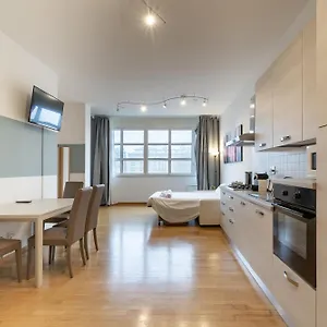 4 Star Family&friends - Self Check-in Apartment Bologna